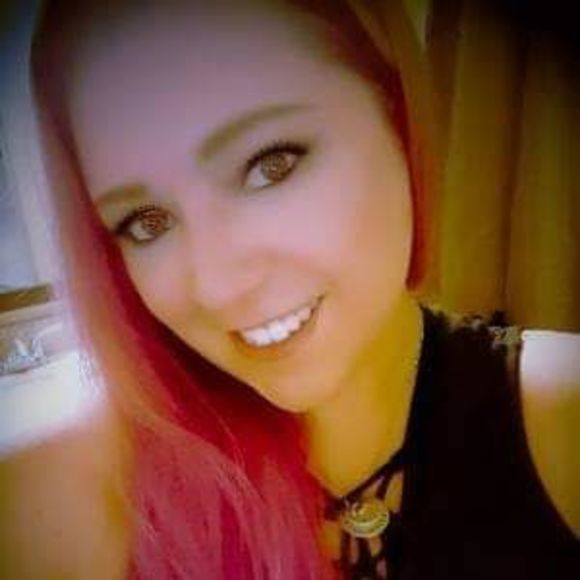 Meet your Posher, Erica - Picture 1 of 1